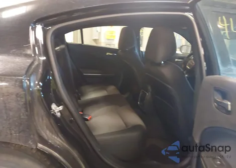 2015 Dodge Charger Se z USA, uszkodzony, nr VIN 2C3CDXBG3FH734371